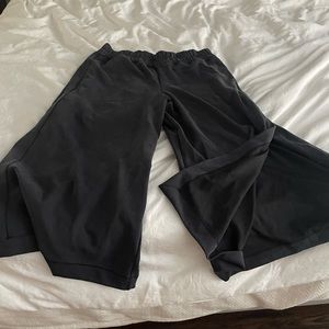 Lululemon Sz 12 Black yoga pants